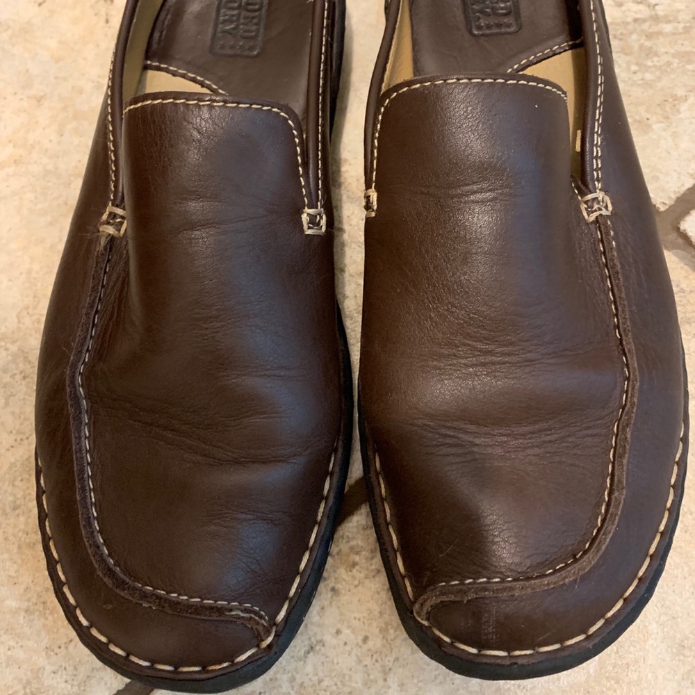 Brown Leather Clogs/Mules